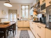 Vendesi villa singola a Legnano via Ronchi, 45, Legnarello