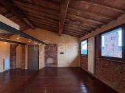 Vendesi appartamento a Lucca via Santa Croce, Piazza...