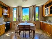 Vendesi appartamento a Meta via Eduardo De Martino