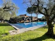 Vendesi appartamento a Moniga del Garda via San giovanni