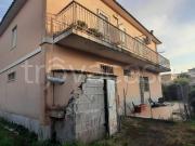 Vendesi appartamento a Roma via Albi, Centro Giano
