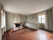 Vendesi appartamento a Seregno via Isonzo, 18, Lazzaretto