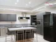 Vendesi appartamento a Sesto Calende piazza Garibaldi