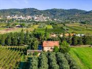 Vendesi appartamento a Suvereto