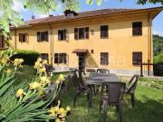 Vendesi appartamento a Torino strada Val Salice, 94,...