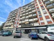 Vendesi appartamento a Torino via druento 42, Barriera...