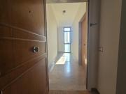 VENDESI Appartamento con doppio ingresso e spazi esterni...