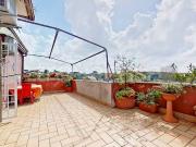 Vendesi attico a Roma via Carrosio, Collina delle Muse