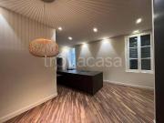 Vendesi attico/mansarda a Modena via Taglio, Centro Storico