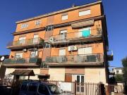 Vendesi attico/mansarda a Roma via Sava, 10, Torre Gaia