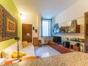 Vendesi bilocale a Milano via Ugo Bassi, 30, Isola