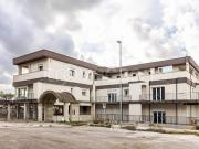 Vendesi bilocale a Roma piazza Ettore Casati, Pisana...