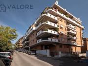 Vendesi bilocale a Roma via Italo Svevo, 85, Talenti...