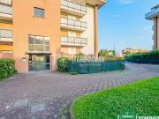 Vendesi bilocale a Tavazzano con Villavesco via Lago...