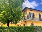 Vendesi bilocale a Varese via Cantoreggio, 34, Masnago