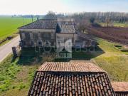 Vendesi casa indipendente a Borgo Virgilio via San...