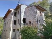 Vendesi casa indipendente a Camaiore via Prado di Sopra