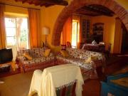 Vendesi casa indipendente a Carrara