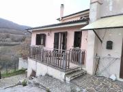 Vendesi casa indipendente a Cascia, Castel San Giovanni