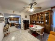 Vendesi casa indipendente a Chioggia viale San Marco,...