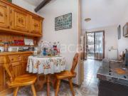 Vendesi casa indipendente a Frassino via Vittorio...