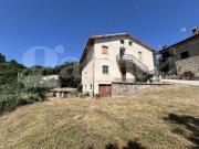 Vendesi casa indipendente a Gubbio
