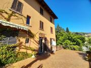 Vendesi casa indipendente a Longone al Segrino via Roma, 1