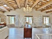 Vendesi casa indipendente a Loretello, Arcevia