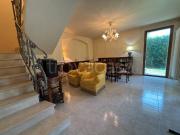 Vendesi casa indipendente a Lucca, San Filippo
