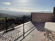 Vendesi casa indipendente a Macchia Valfortore vico Bari