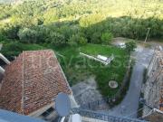 Vendesi casa indipendente a Montano Antilia