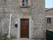 Vendesi casa indipendente a Montefiascone via Stefanoni,...