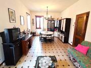 Vendesi casa indipendente a Montorfano