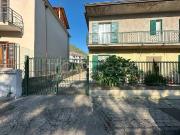 Vendesi casa indipendente a Pago del Vallo di Lauro via...