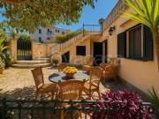 Vendesi casa indipendente a Parabita via Don Luigi Sturzo