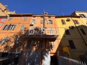 Vendesi casa indipendente a Parma, Centro Storico