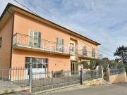 Vendesi casa indipendente a Passatempo, Osimo