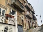 Vendesi casa indipendente a Piazza Armerina via Santa...