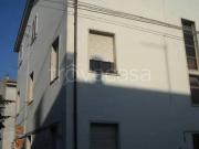 Vendesi casa indipendente a Porto Sant'Elpidio via...