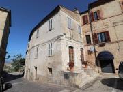 Vendesi casa indipendente a Ripatransone