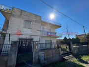 Vendesi casa indipendente a San Vittore del Lazio via...