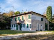 Vendesi casa indipendente a Terre del Reno via Giuseppe...