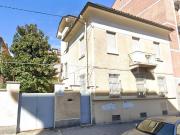 Vendesi casa indipendente a Torino via Bardonecchia, 98,...