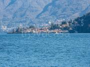 Vendesi casa indipendente a Torno via tridi, 215