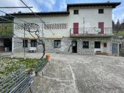Vendesi casa indipendente a Vigolo