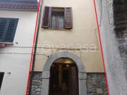 Vendesi casa indipendente ad Agnone via Pietro Micca, 6