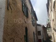 Vendesi casa indipendente ad Alto via Albenga, 26