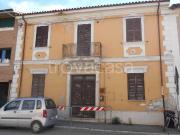 Vendesi casa indipendente ad Avezzano via Cardinale...
