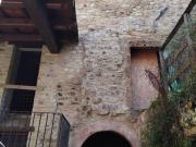 Vendesi casa semindipendente a Scheggino