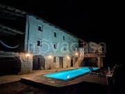 Vendesi casale a Castino via Perletto, 9